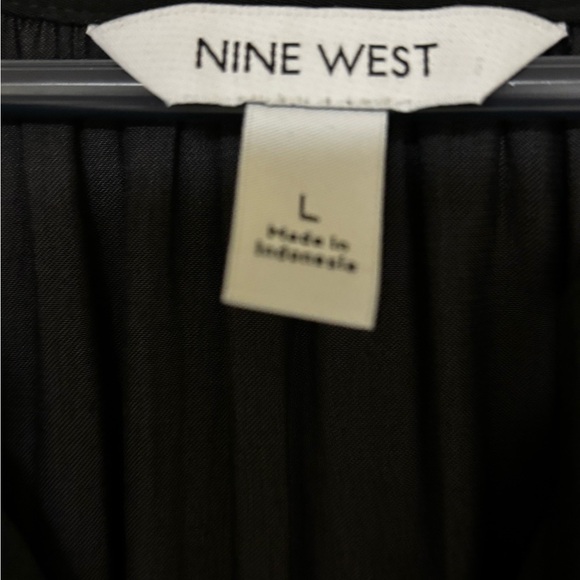 Nine West blouse - Picture 2 of 3